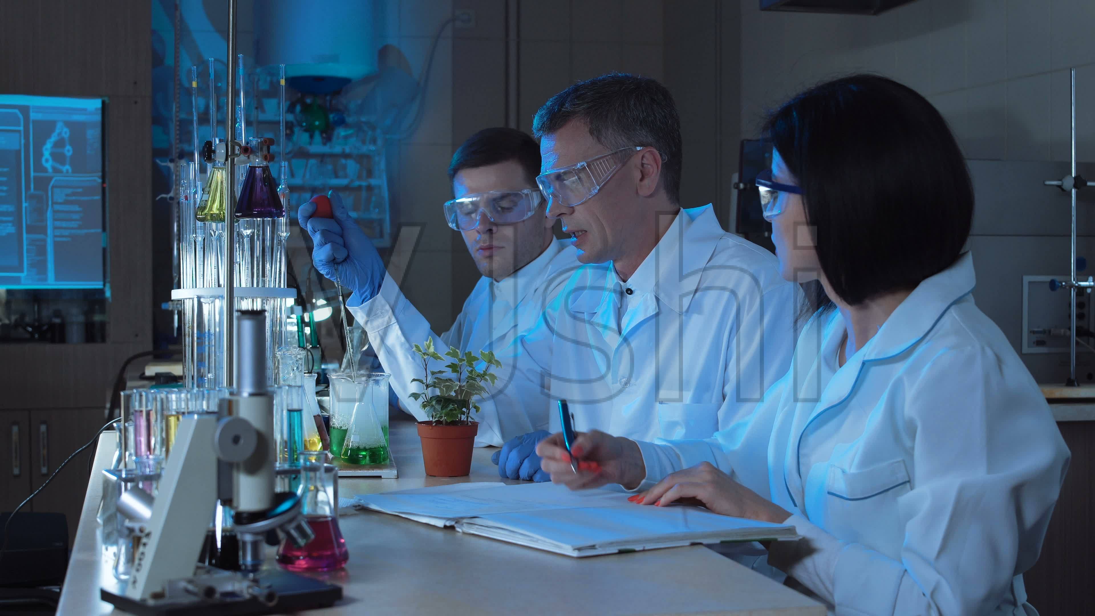 科(kē)學家(jiā)發現(xiàn)第3個(gè)神秘快(kuài)速射電(diàn)暴的(de)星系來(lái)源